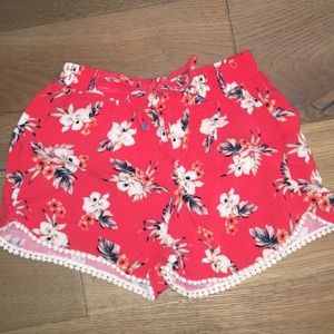 hollister hawaiian printed shorts size XS